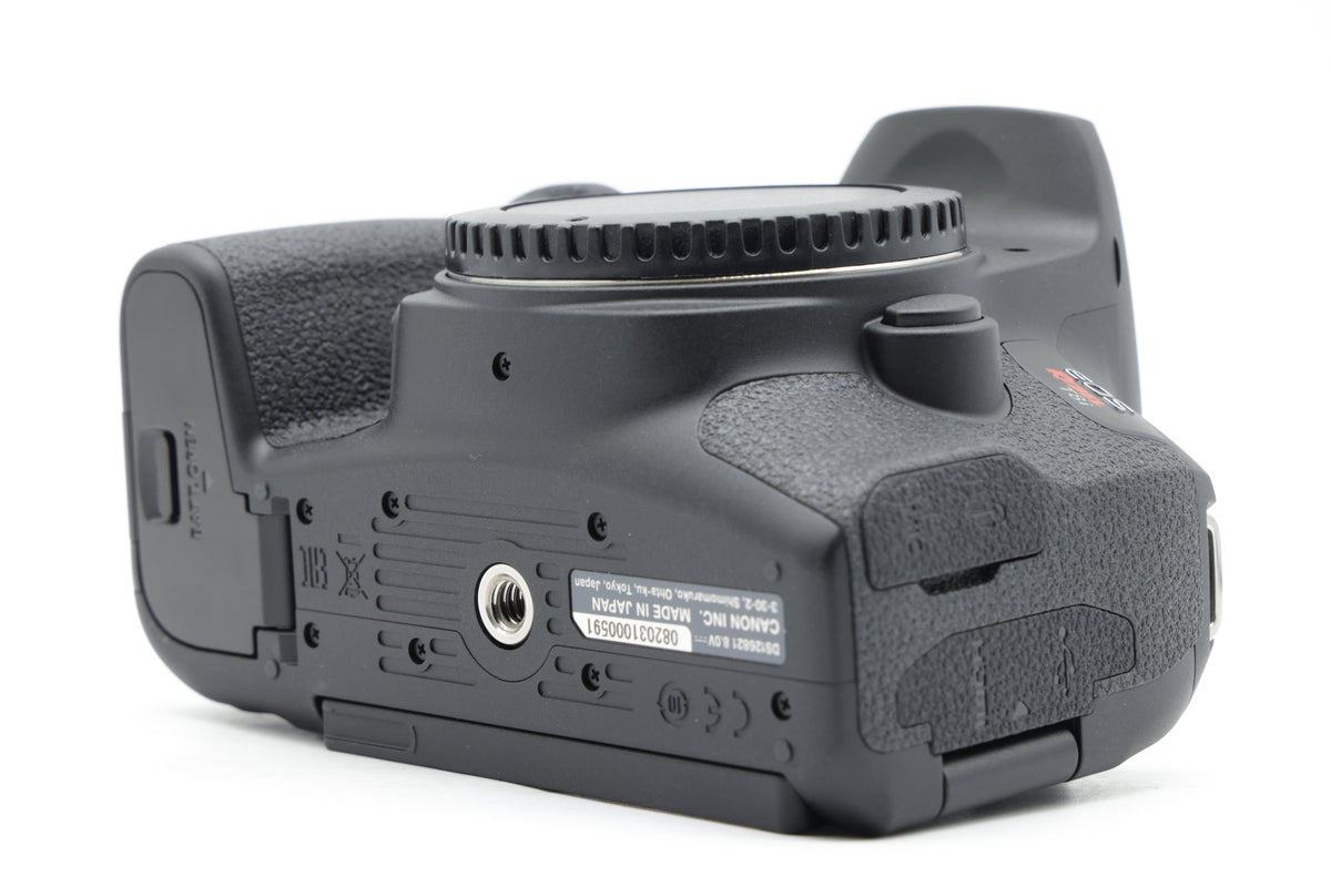 Canon EOS Rebel T8i Camera Body Only - Near Mint - SC: Under 1000