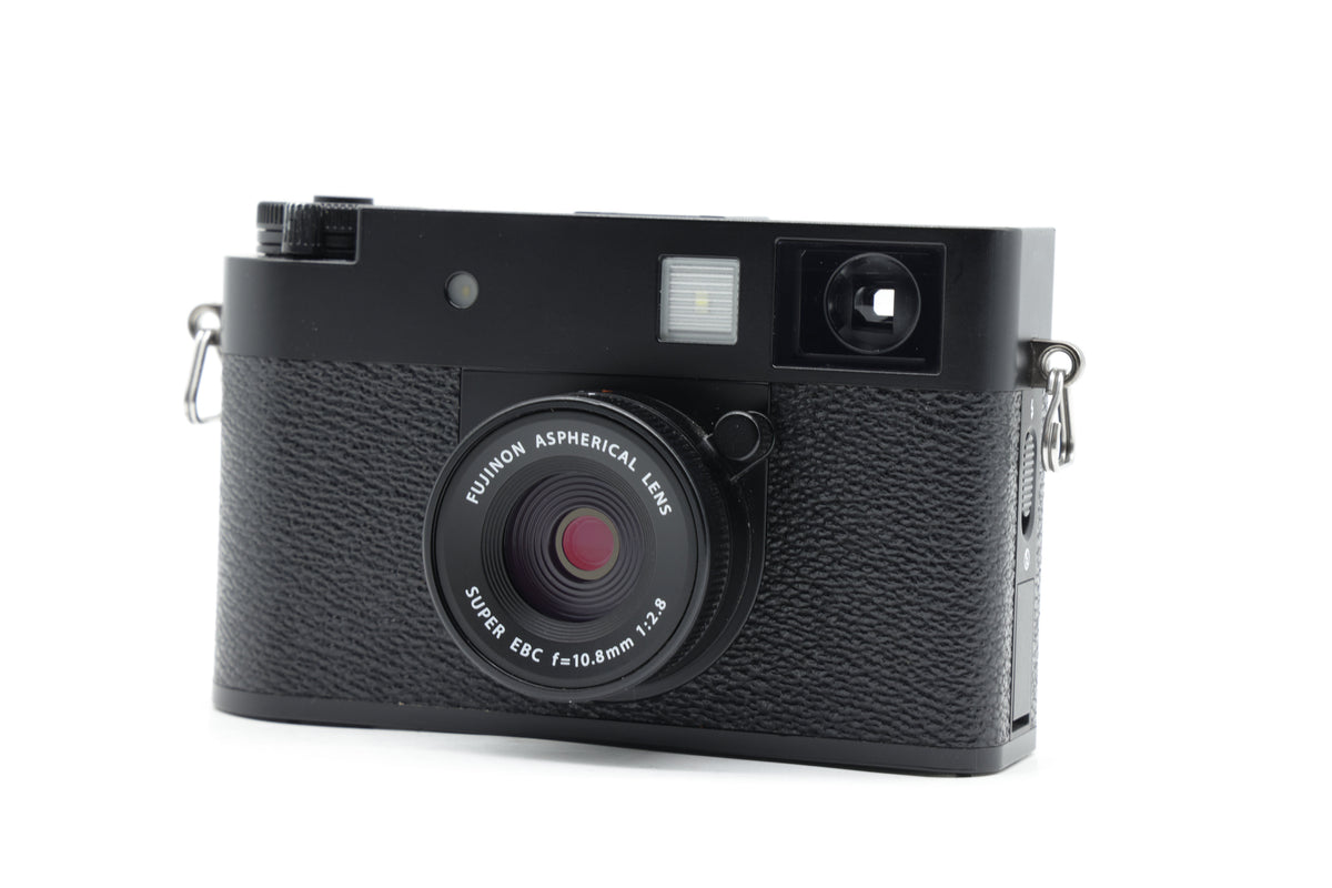 Fujifilm X Half Compact Camera - Excellent